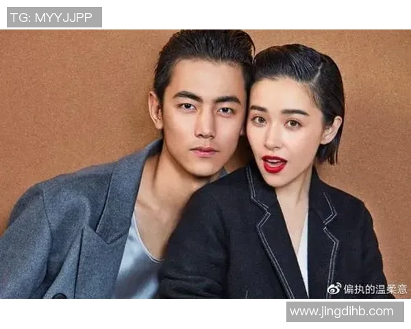 足球明星甜蜜约会逛街视频曝光引发粉丝热议与羡慕